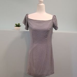 Babe off the shoulder dress